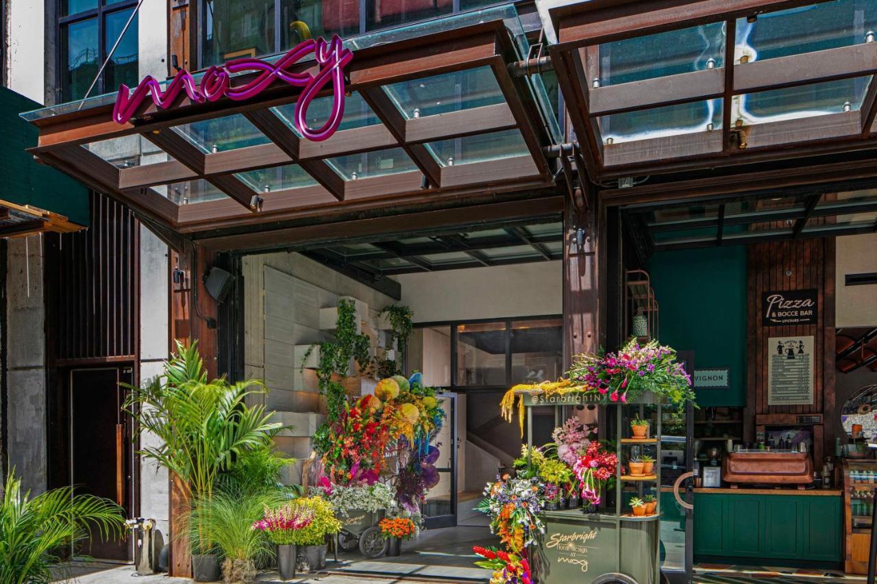 Moxy Nyc Chelsea Hotel New York Bagian luar foto