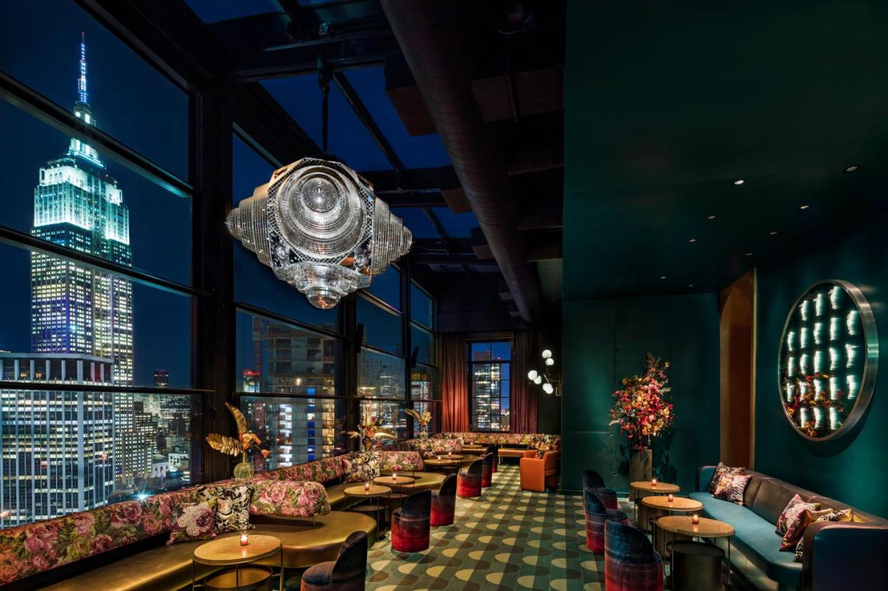 Moxy Nyc Chelsea Hotel New York Bagian luar foto