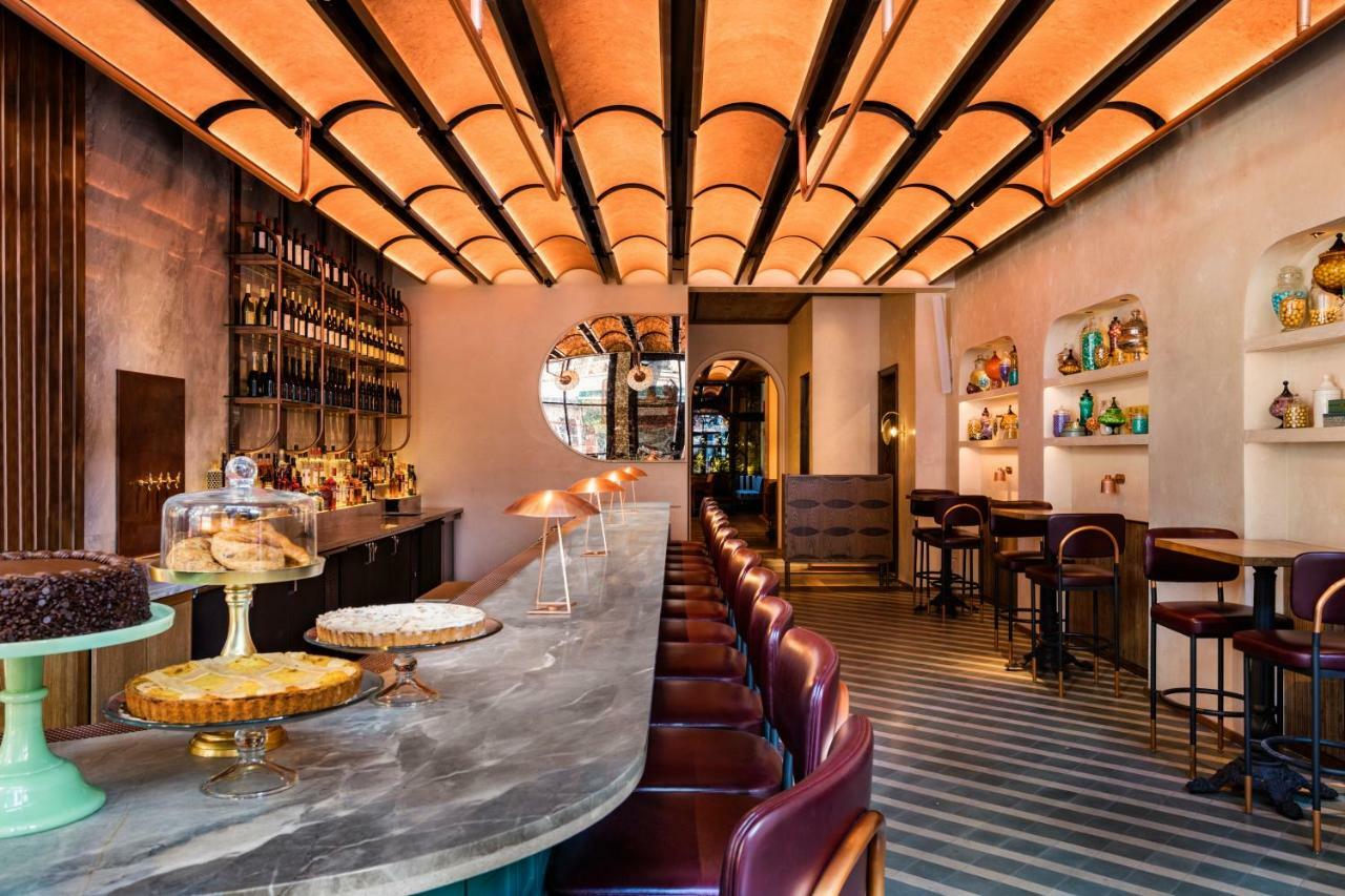 Moxy Nyc Chelsea Hotel New York Bagian luar foto